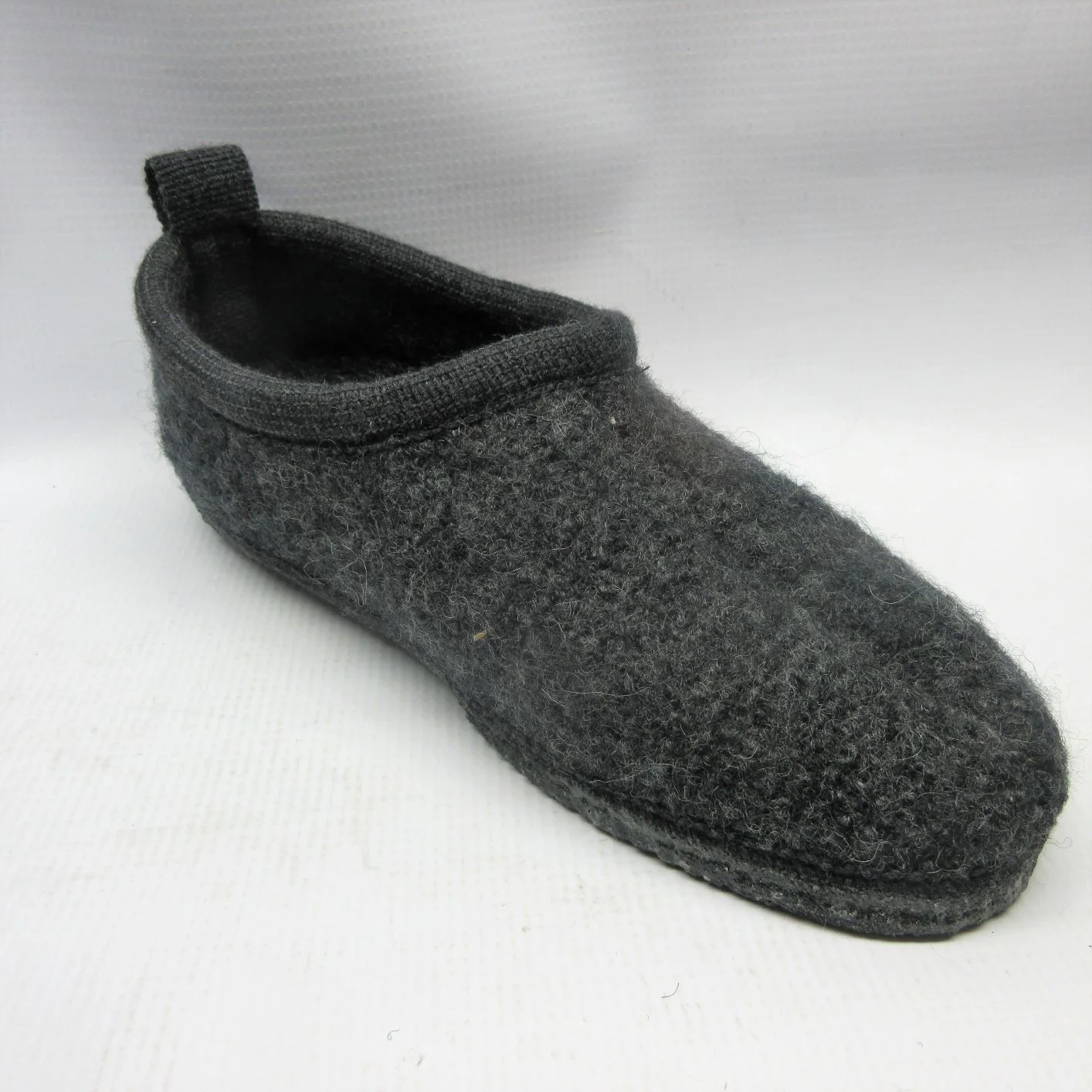 Haflinger Slippers Men and Women Freddie High Backed Wool in Charcoal
