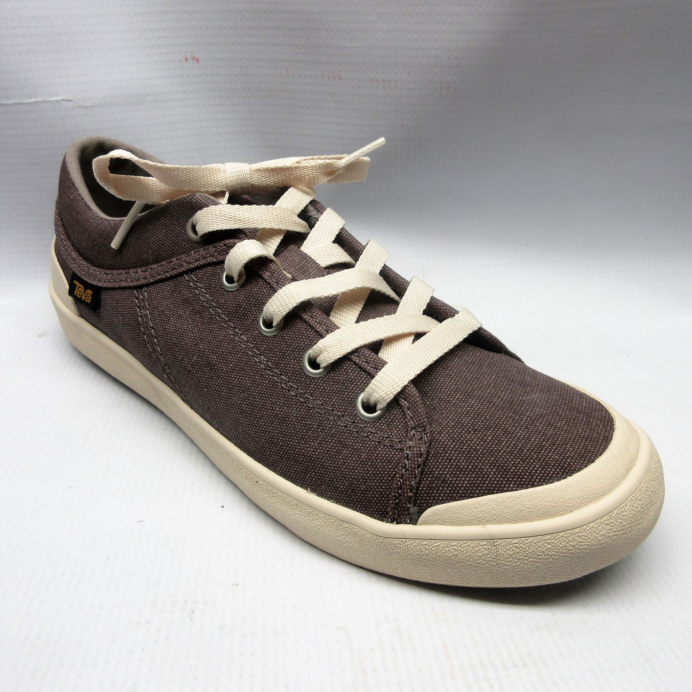 teva canvas shoes