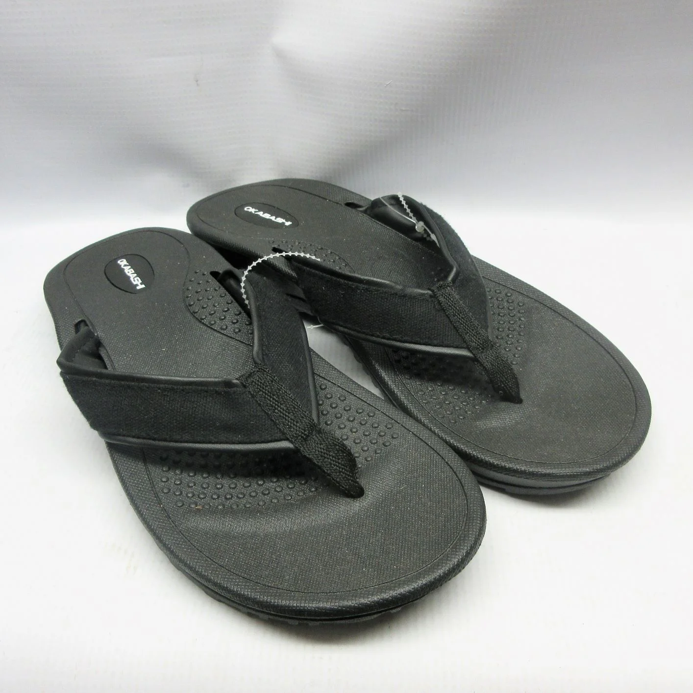 Okabaji Sandals Men Flip Flops in Black