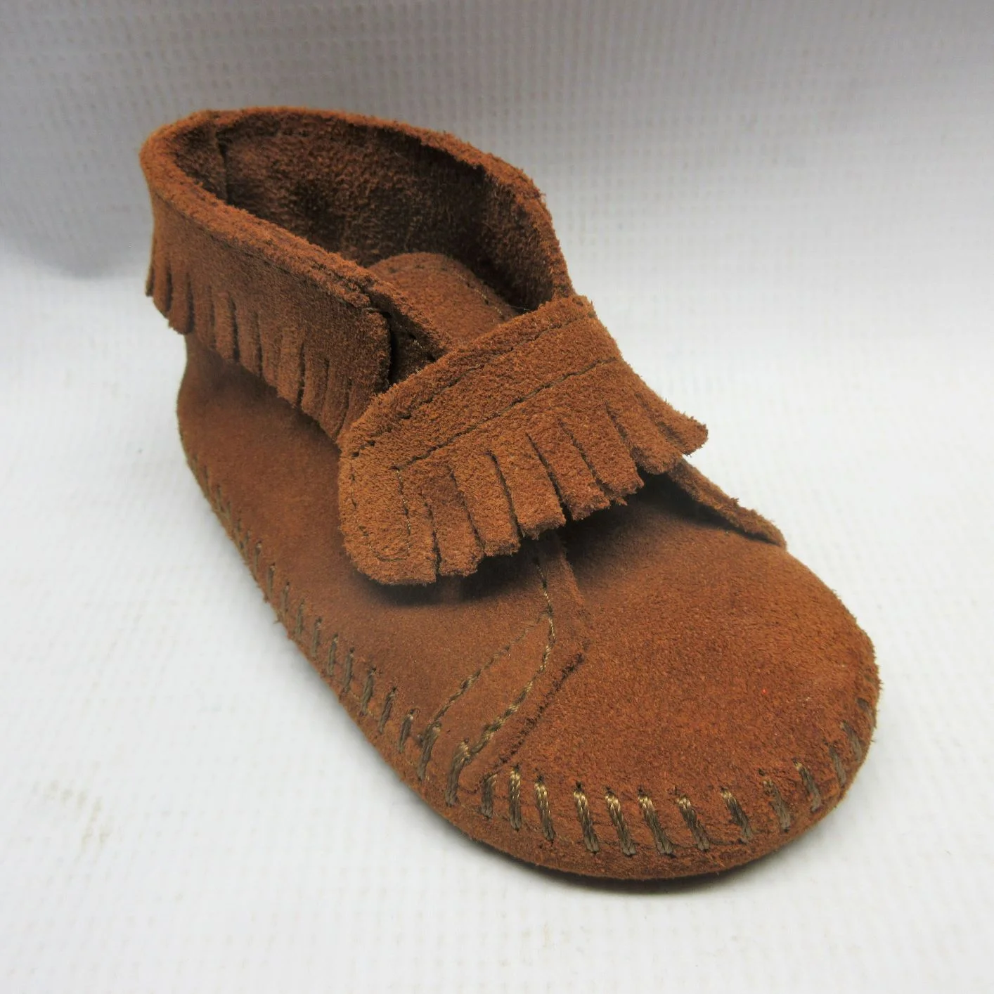 minnetonka-shoes-children-front-strap-bootie-brown-toddler-size-5.JPG