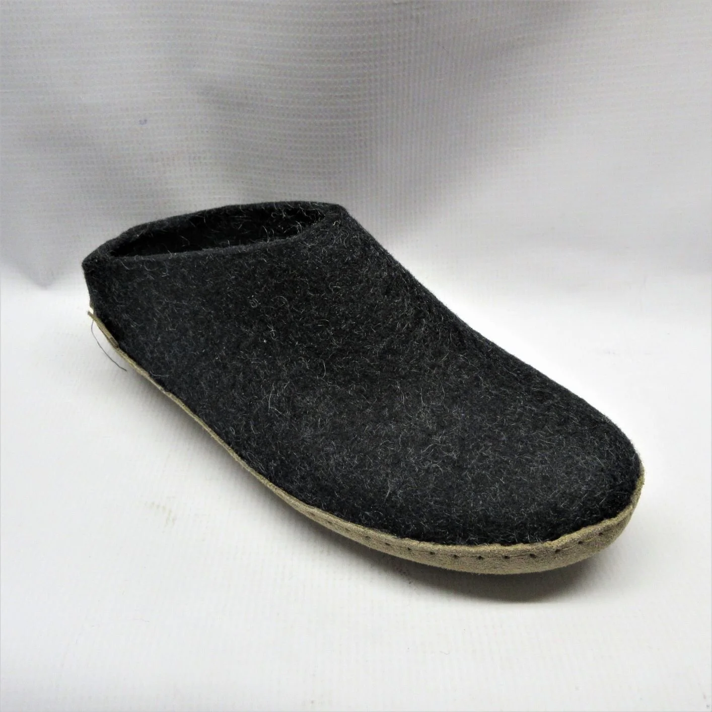 glerups-slippers-unisex-b-wool-felt-charcoal.JPG