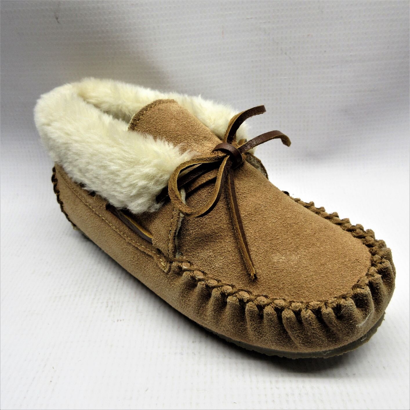 minnetonka-slippers-children-charley-cinnamon.JPG