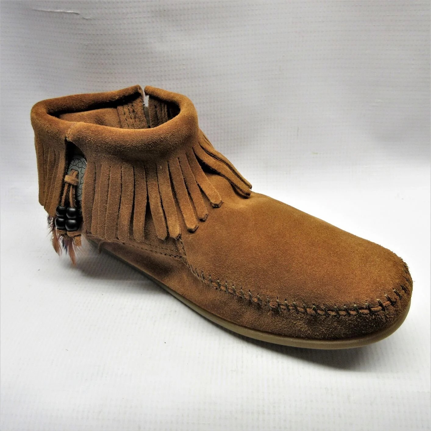 minnetonka-boots-women-concho-feather-brown.JPG