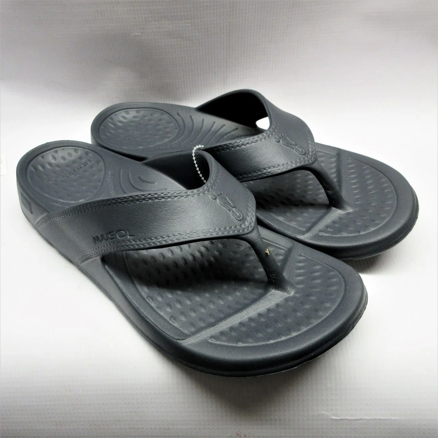 nuusol-sandals-men-cascade-flip-flops-grey.JPG