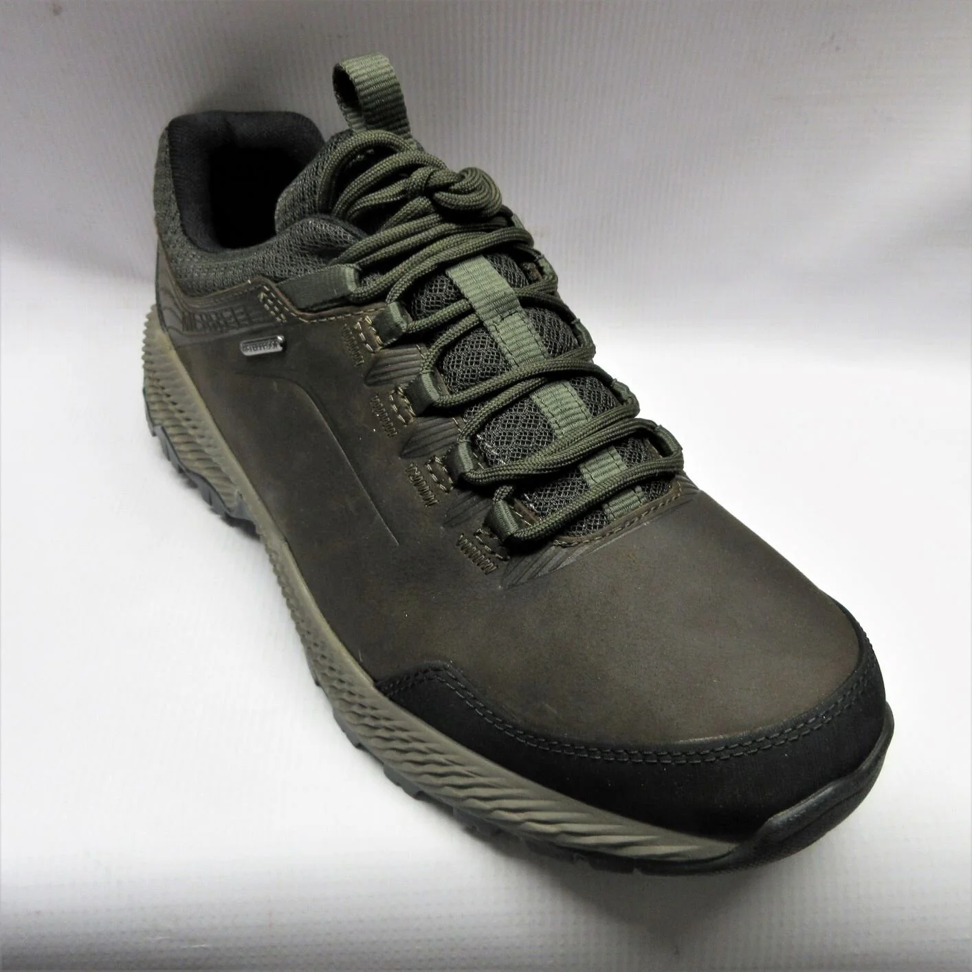 merrell-shoes-men-forestbound-waterproof-cloudy.JPG