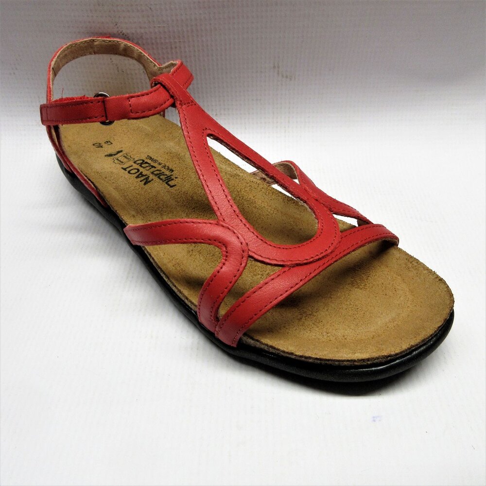 Naot Sandals Women Dorith in Red Cabaline