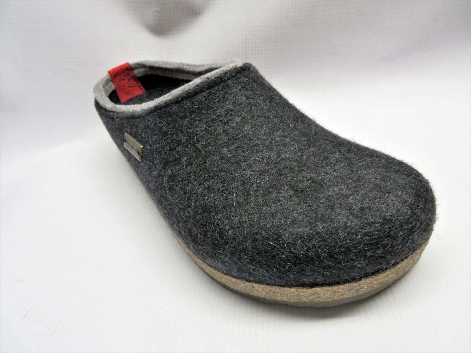 haflinger-slippers-unisex-kris-charcoal-size-39.JPG