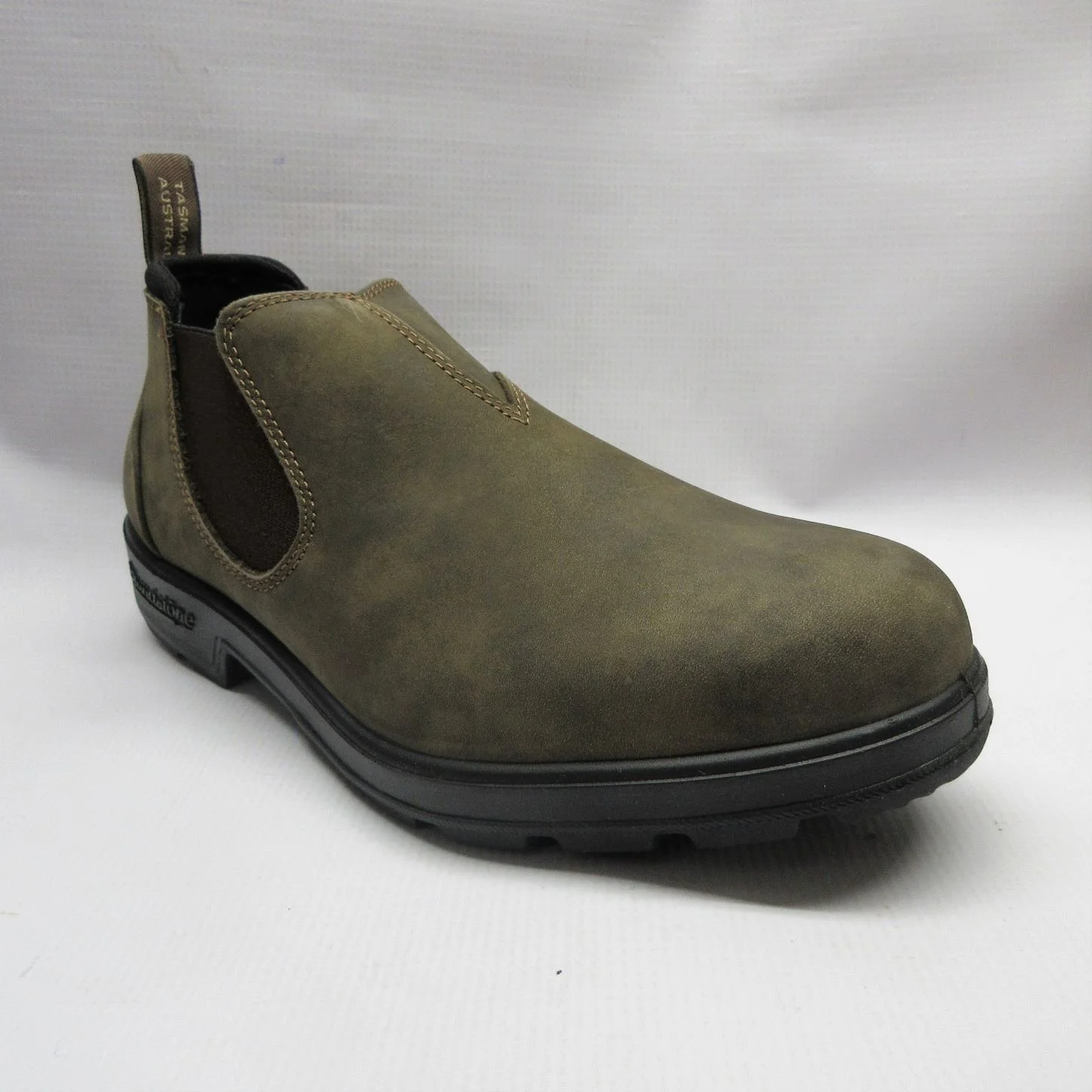 Blundstone Shoes Unisex 2036 Slip On in Rustic.JPG