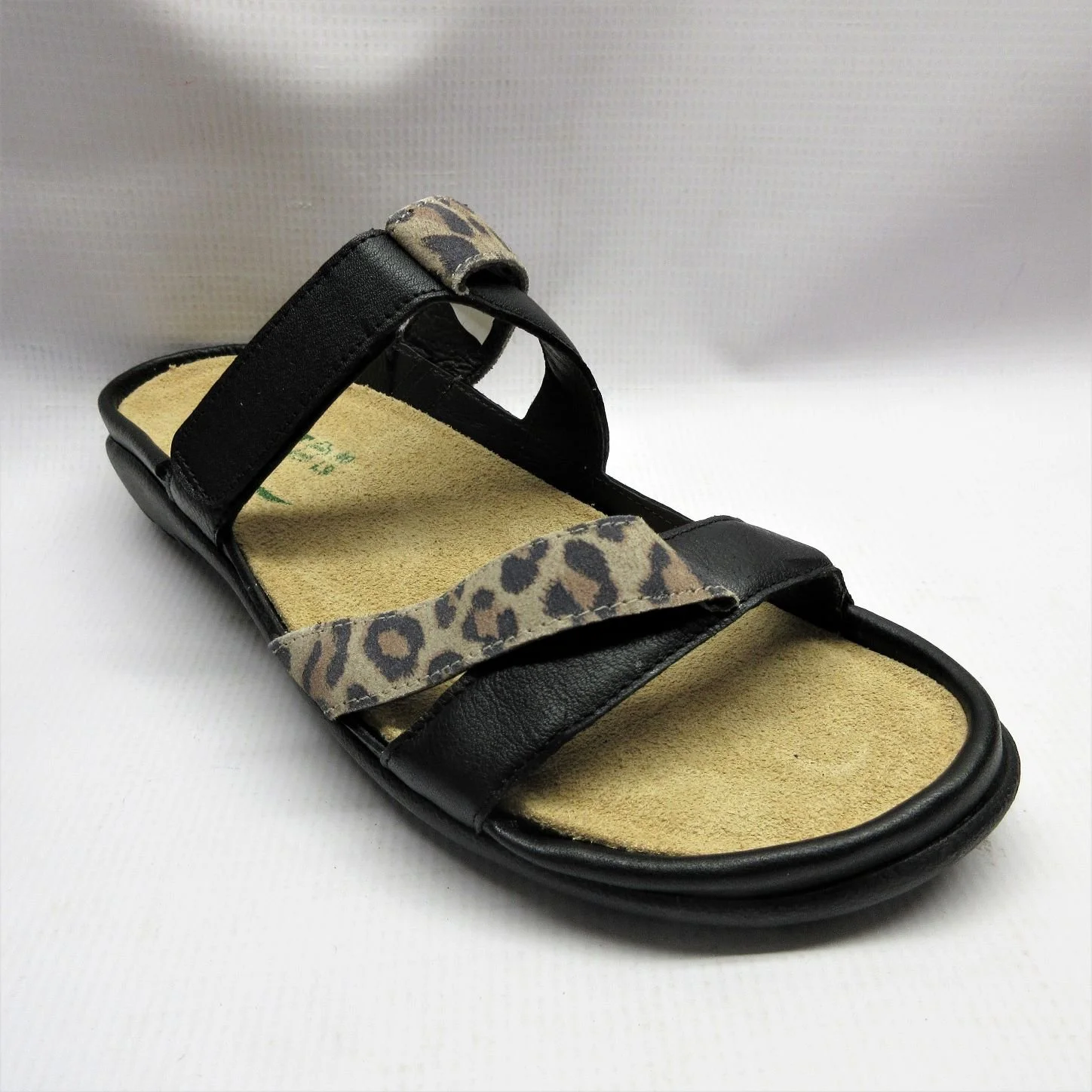 Naot Sandals Women Tariana in Black and Cheetah.JPG