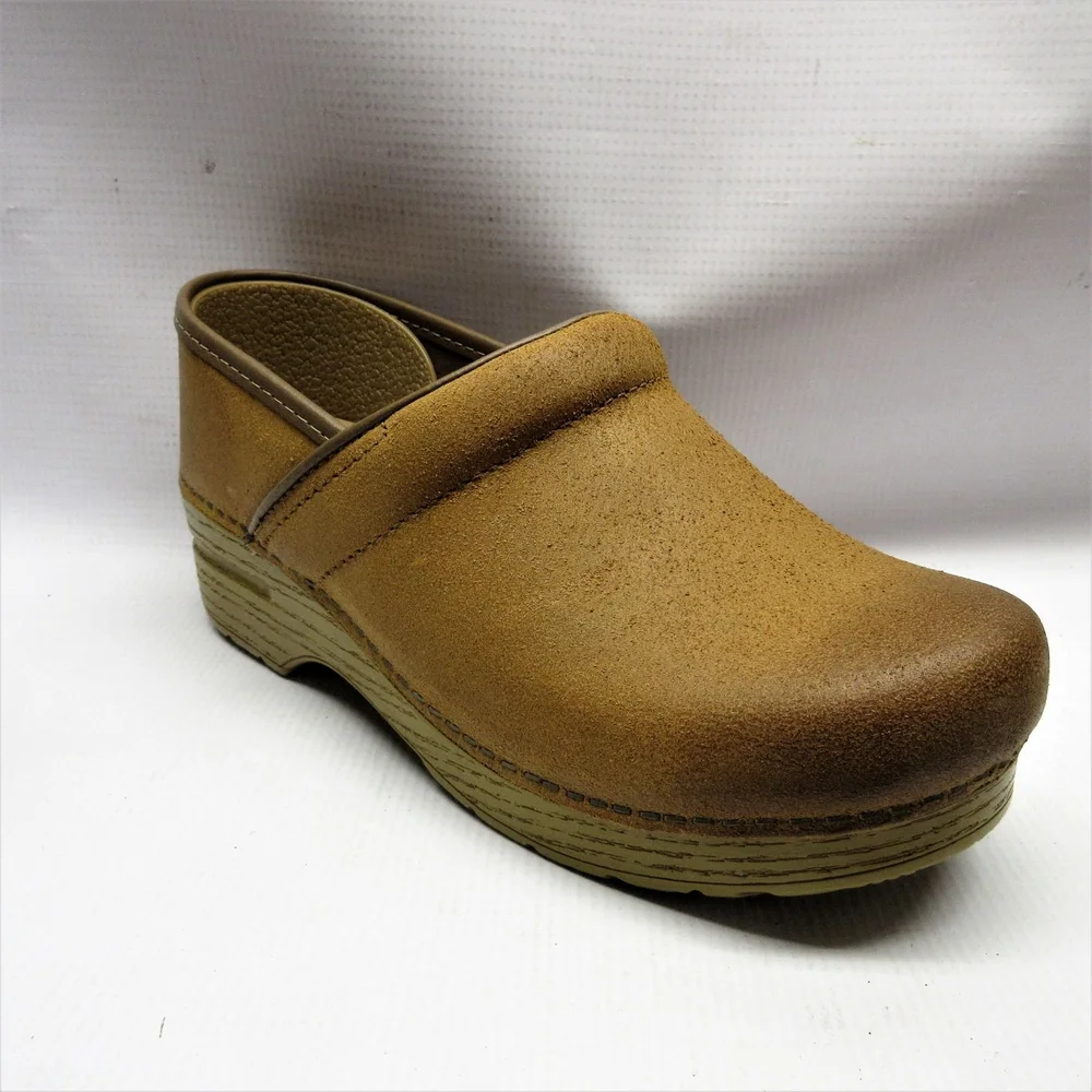 Dansko Shoes Women Professional in Tan Suede Size 38 — Cabaline 