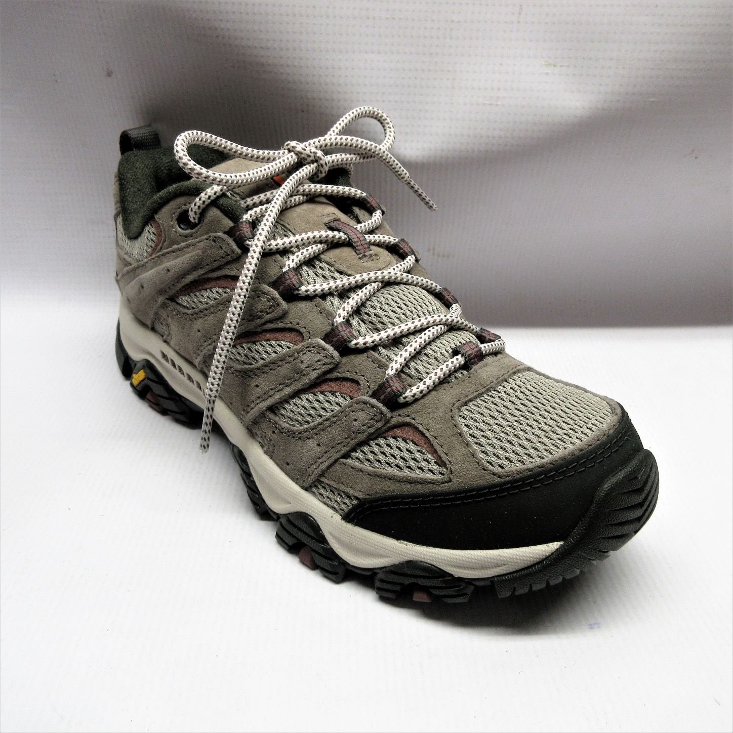 Merrell Shoes Women Moab 3 Low in Falcon.JPG