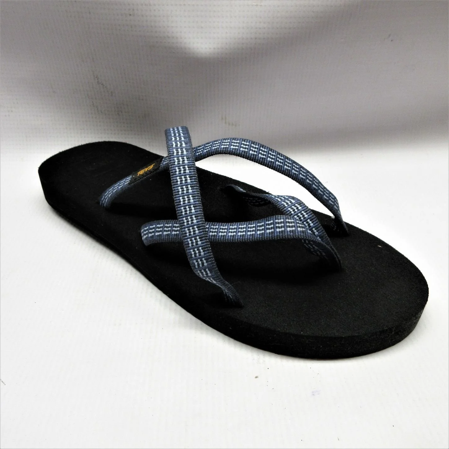 Teva Sandals Women Olowahu in Falls Blue.JPG