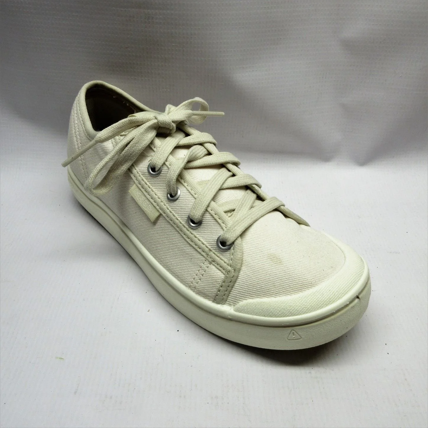 Keen Shoes Women Elsa Sneaker in Natural.JPG