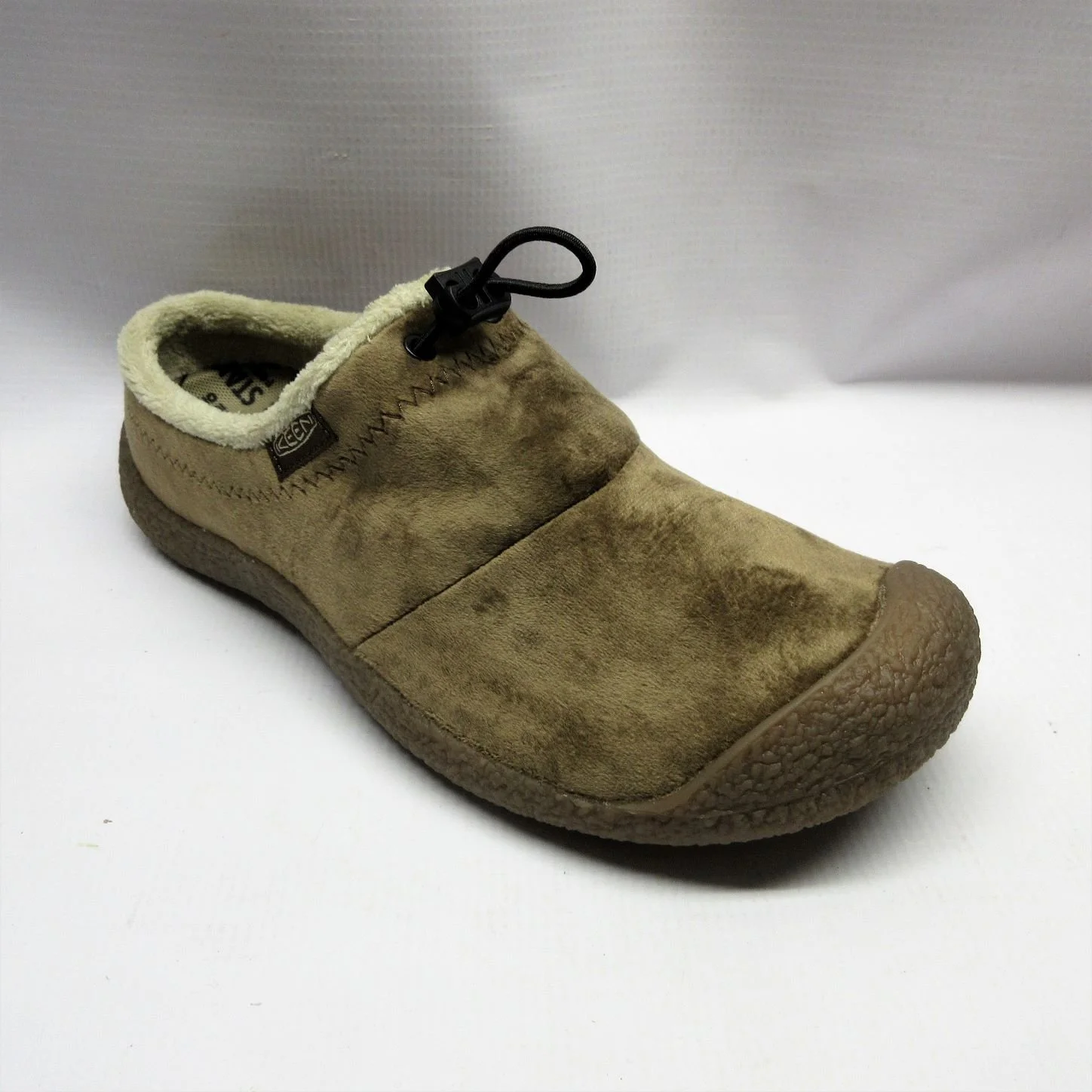 Keen Slippers Women Howser III Slide in Dark Earth.JPG