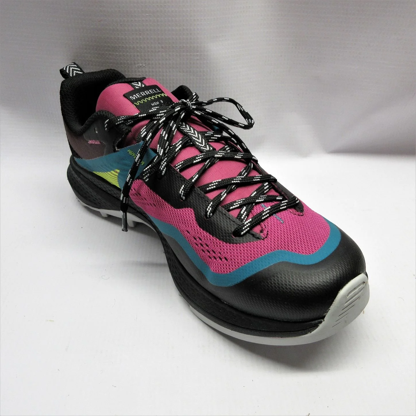 Merrell Shoes Women MQM 3 in Fuchsia.JPG