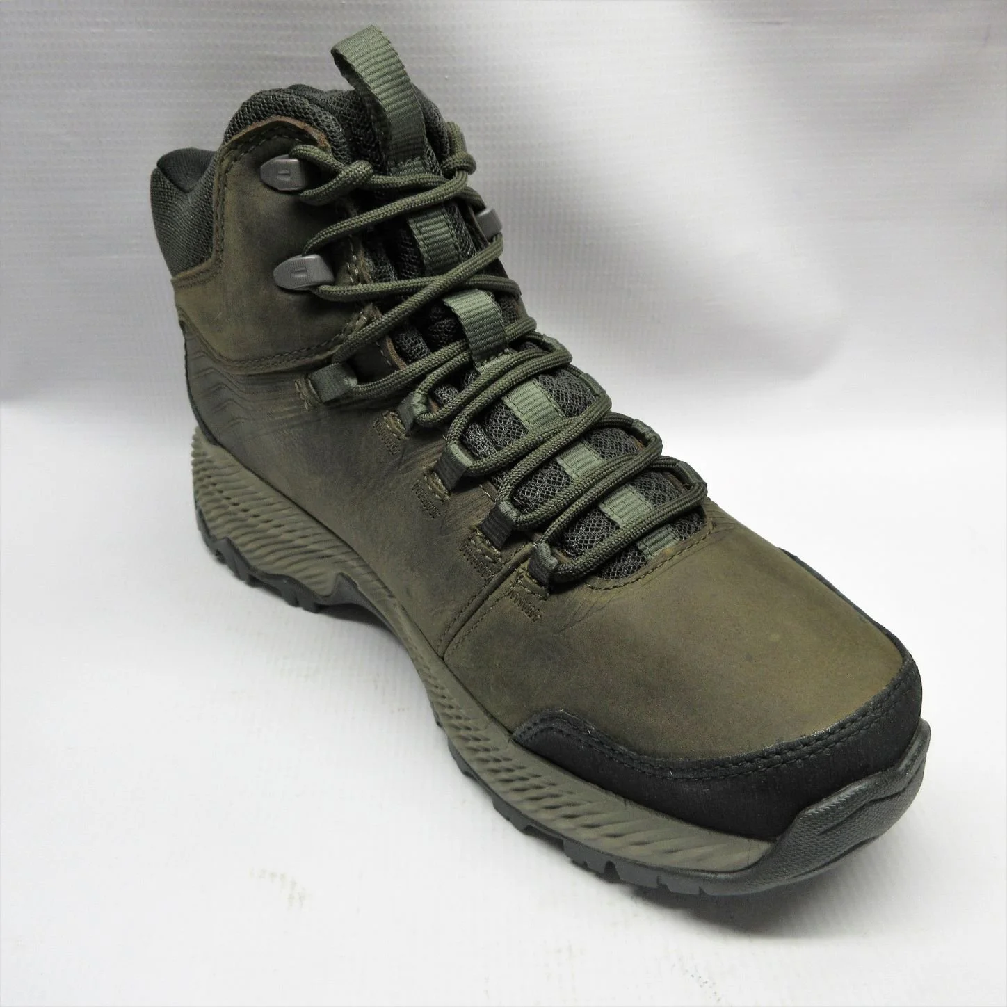 Merrell Boots Men Forestbound Mid Waterproof in Cloudy.JPG
