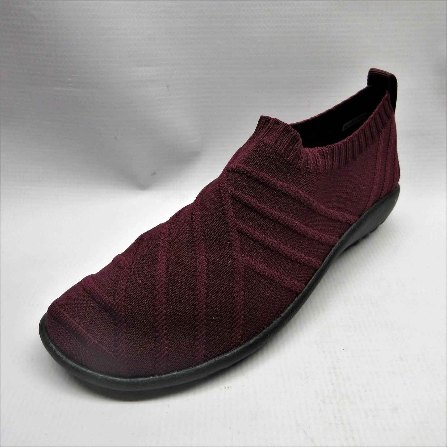 Naot Shoes Women Okahu in Raspberry 2.JPG