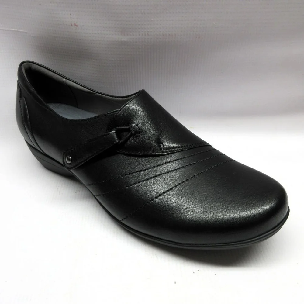 women's dansko dress shoes DANSKO MEARA TAN - WOMENS main image 0