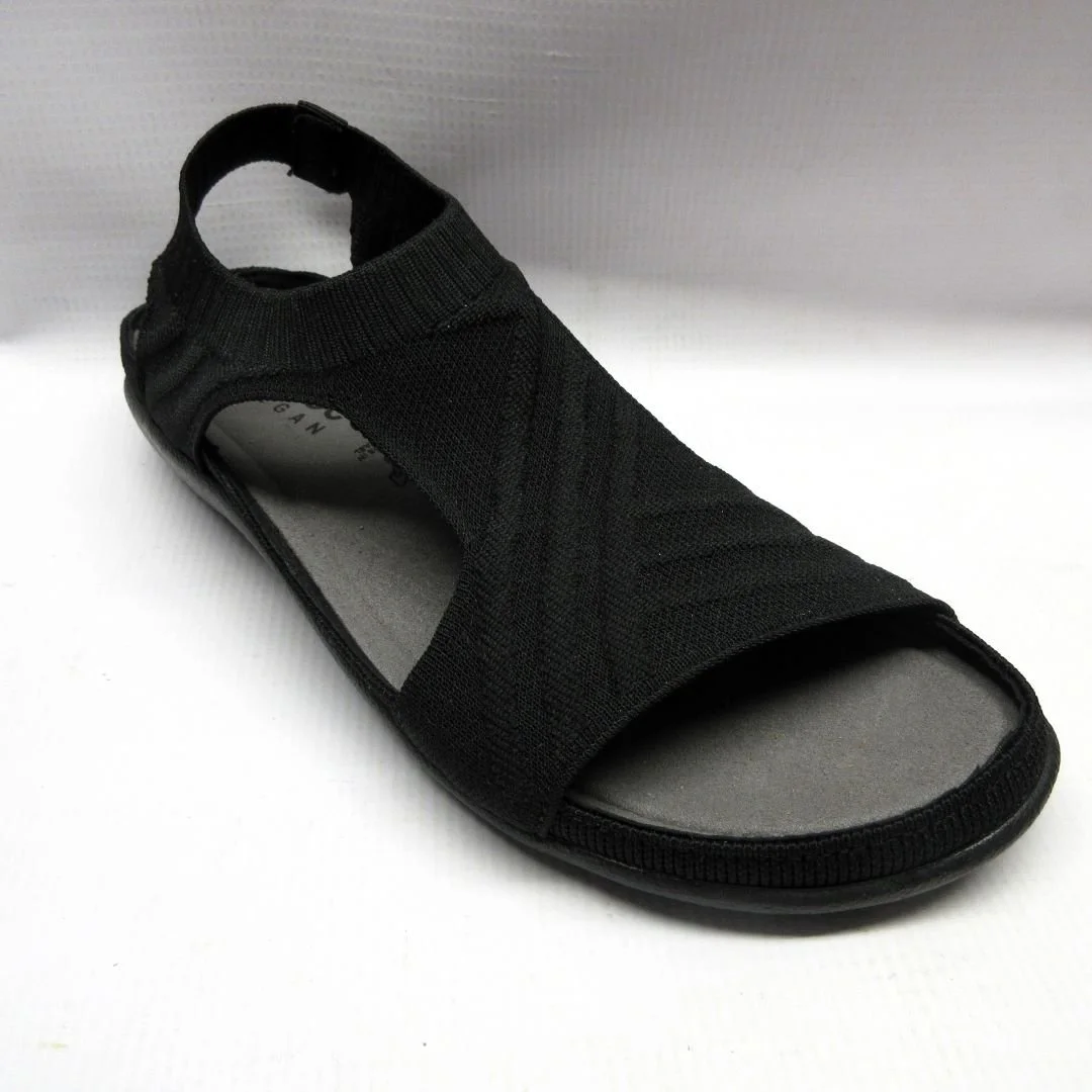 Naot Sandals Women Kawhia in Black.JPG