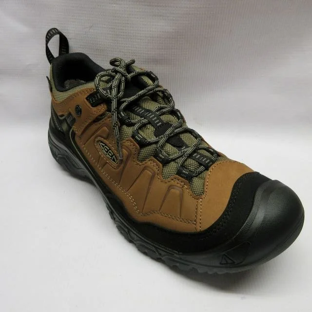 Keen Shoes Men Targhee IV Waterproof in Bison.jpeg