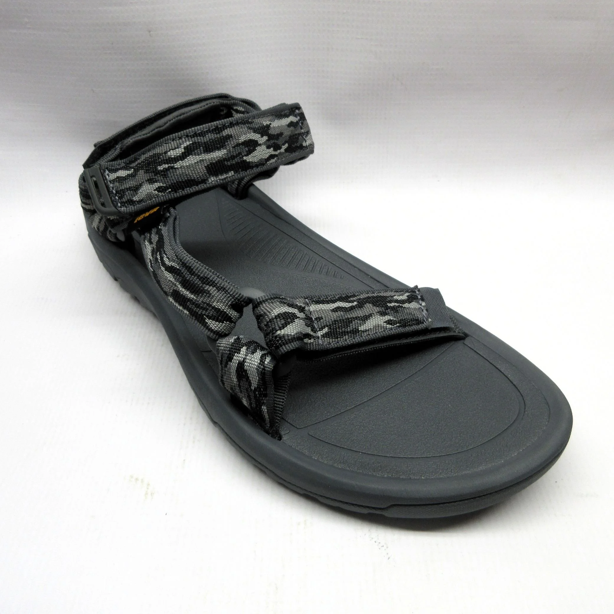 Teva Sandals Men Hurricane XLT2 in Dark Shadow .jpg