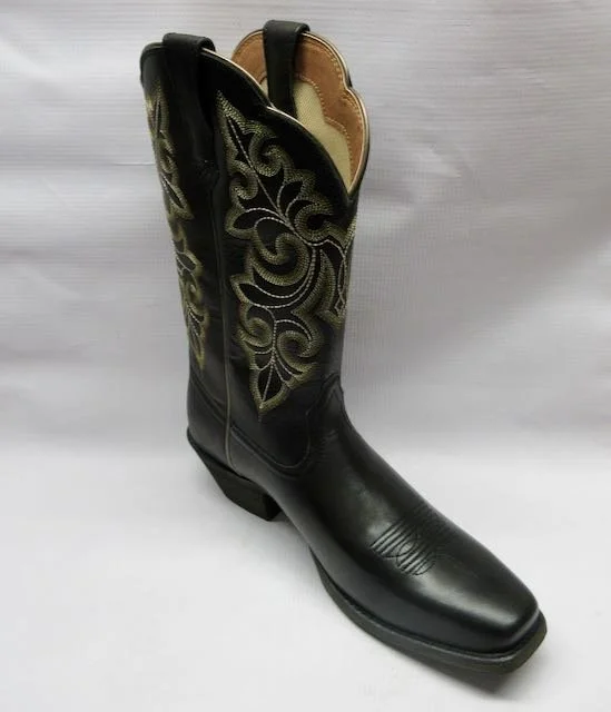 Ariat Boots Women Round Up Square Toe in Black.jpeg