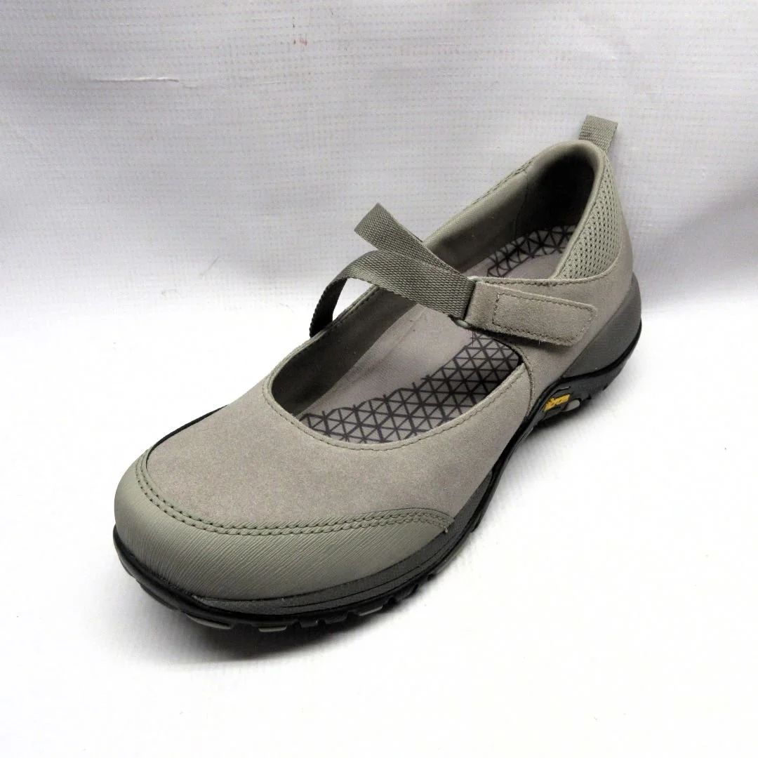 Dansko Shoes Women Primrose in Taupe Size 38 Left.JPG