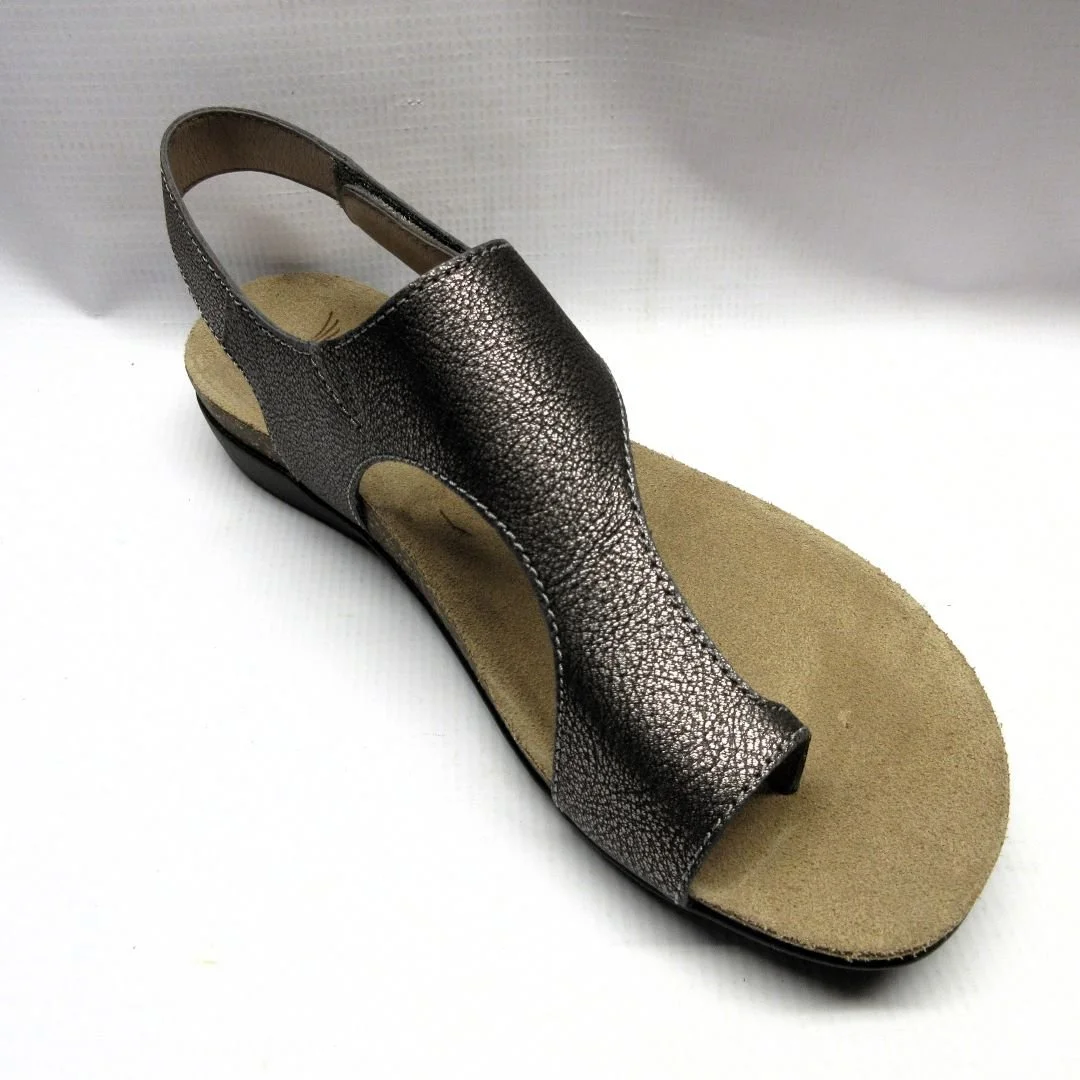 Dansko Sandals Women Reece in Pewter Size 39.JPG