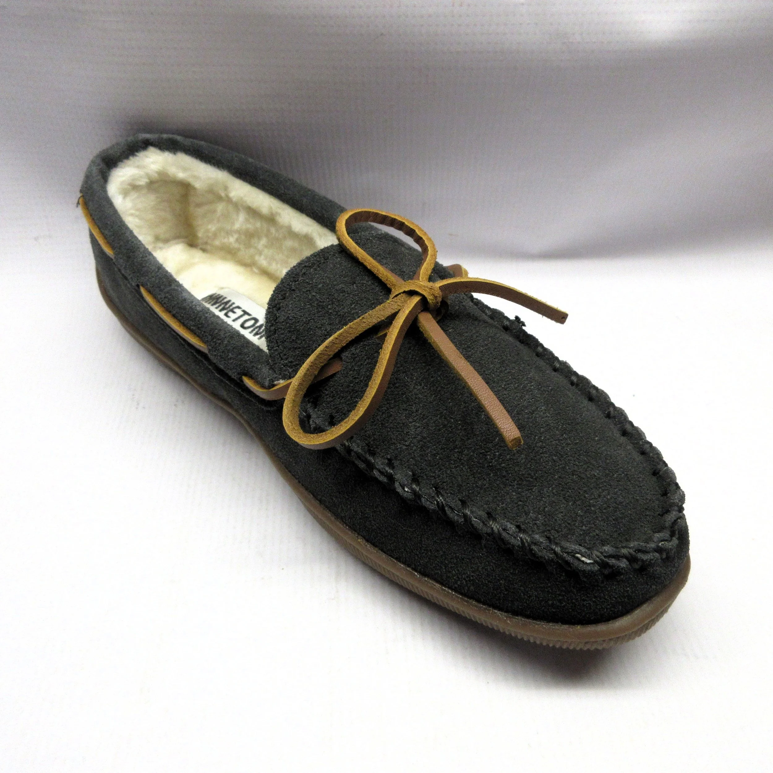 Minnetonka Slippers Women Pile Lined Hardsole in Charcoal.JPG
