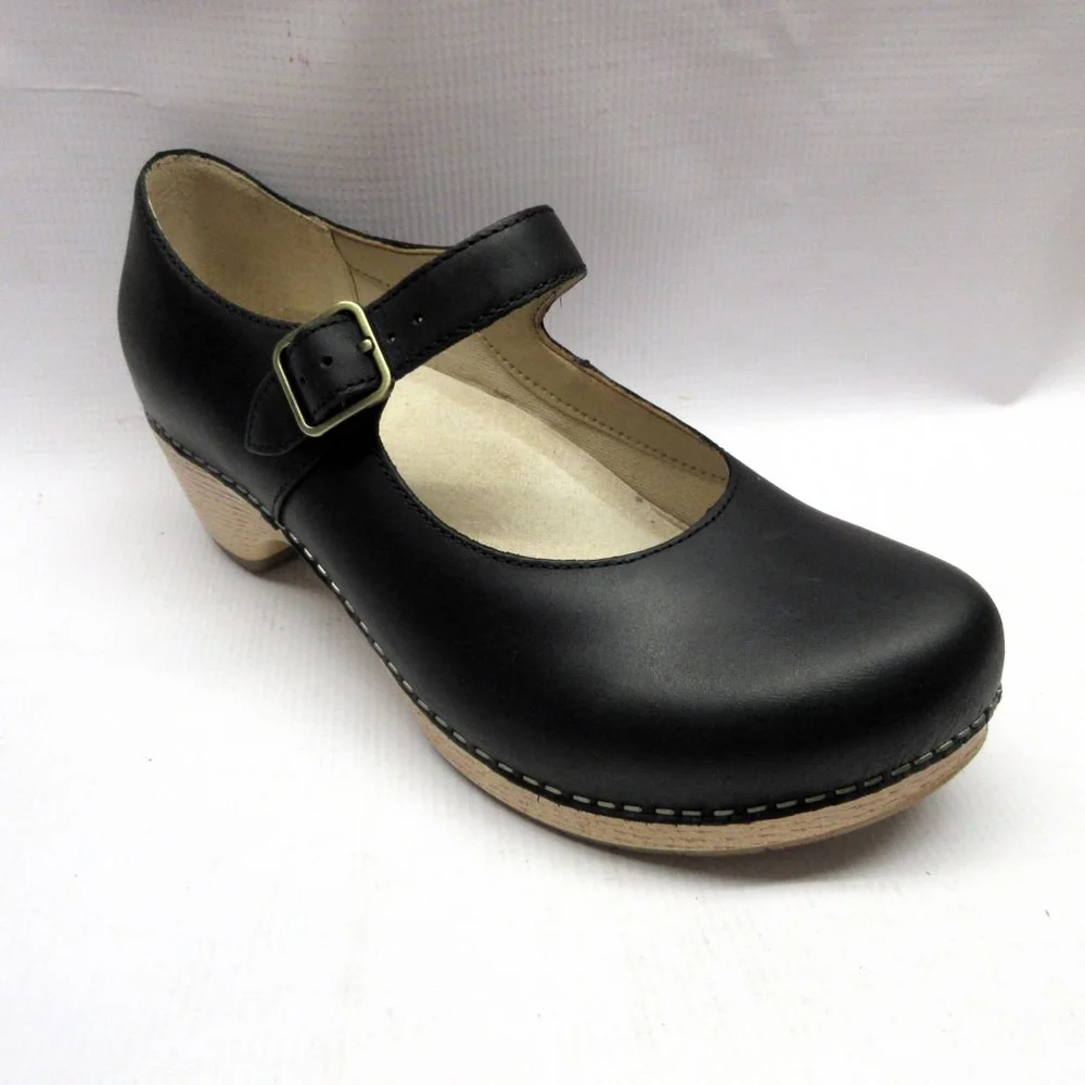 Dansko Shoes Women Lilah in Black  Cabaline