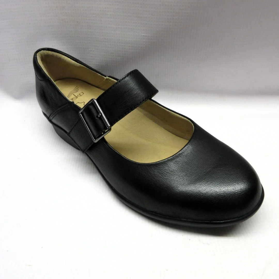 Dansko Shoes Women Collette in Black.JPG