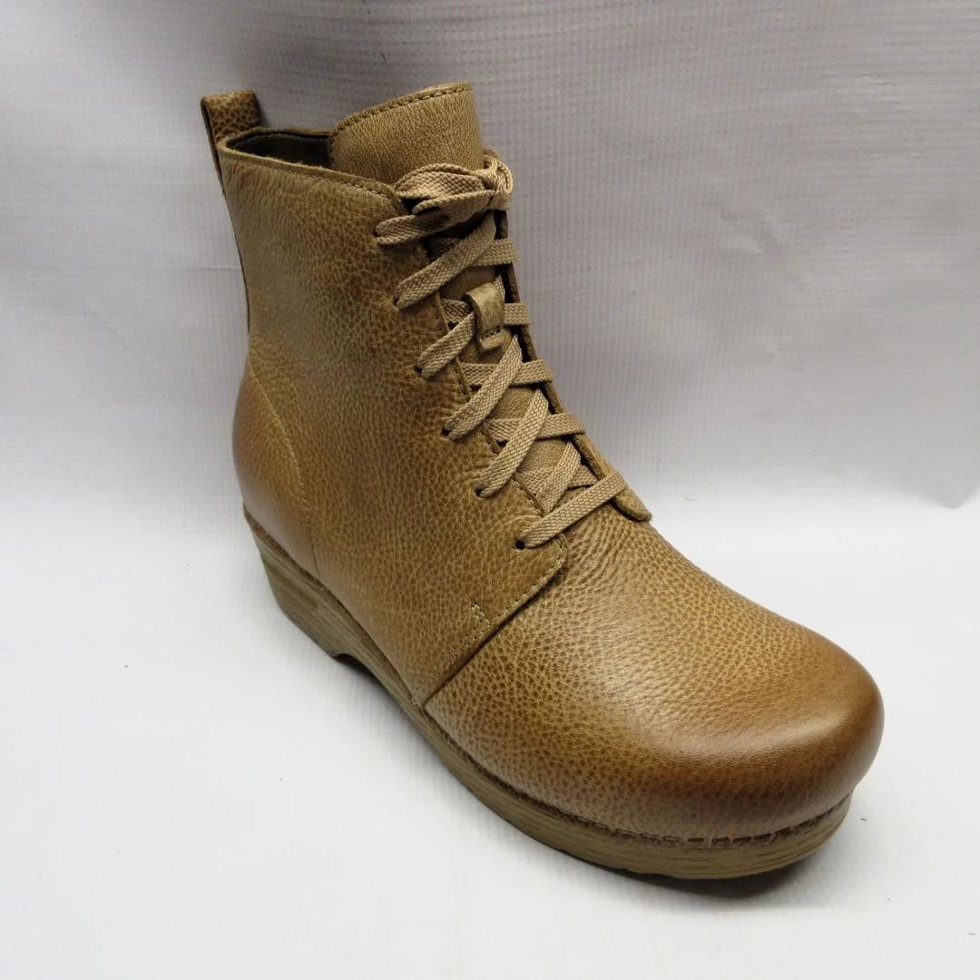 Dansko Boots Women Sigourney in Honey.JPG