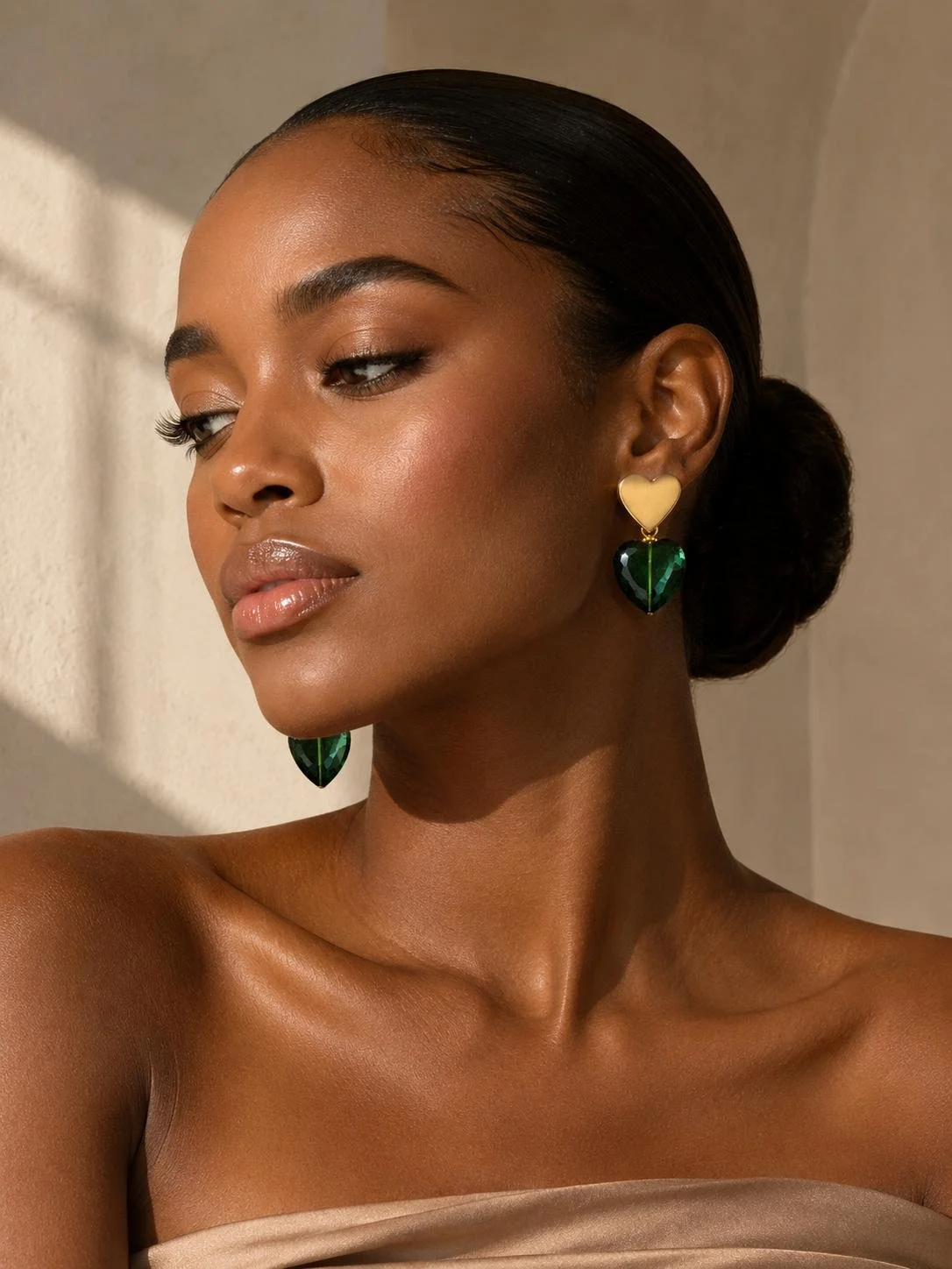 EMERALD HEART CRYSTAL EARRINGS