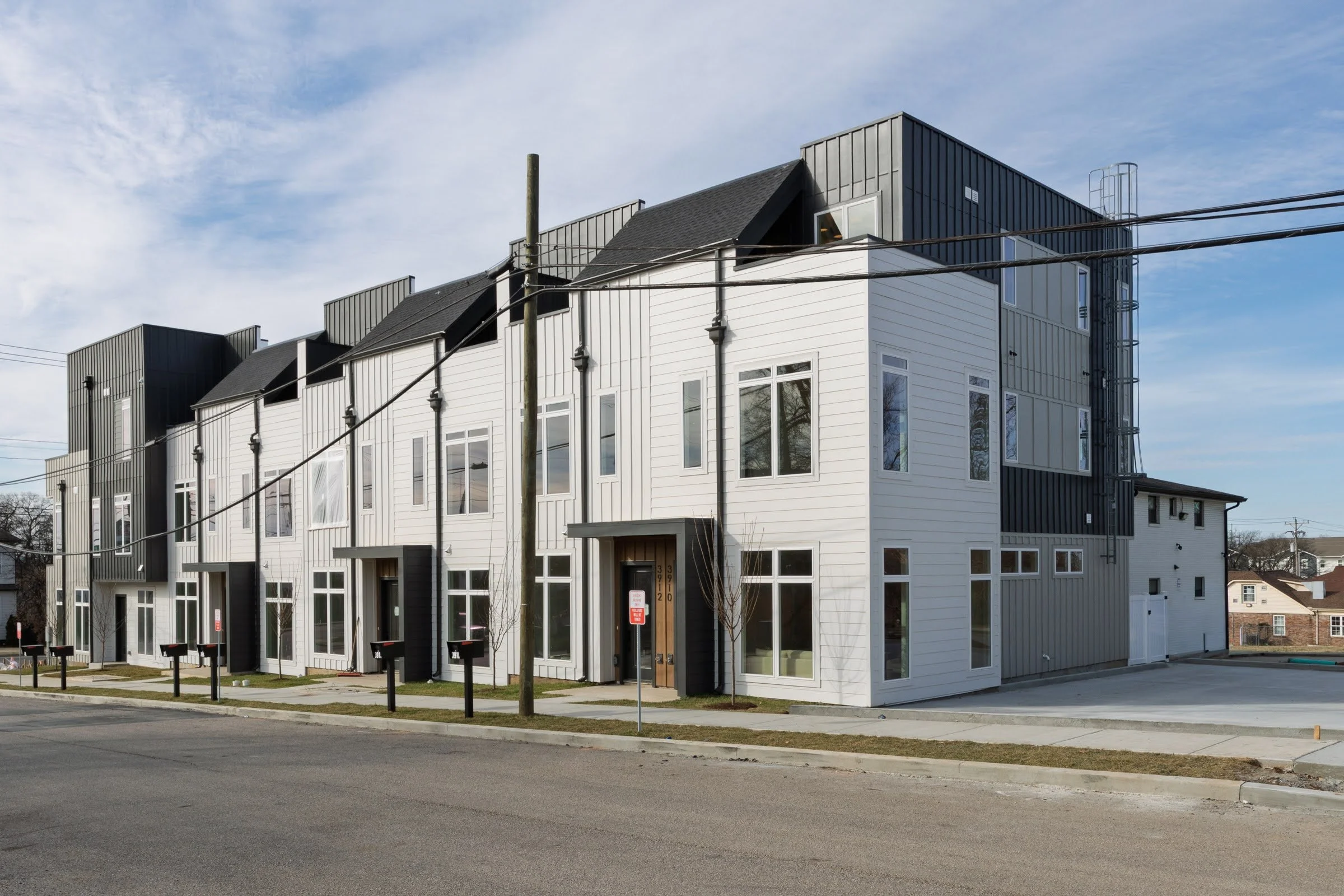 3916 Delaware Avenue