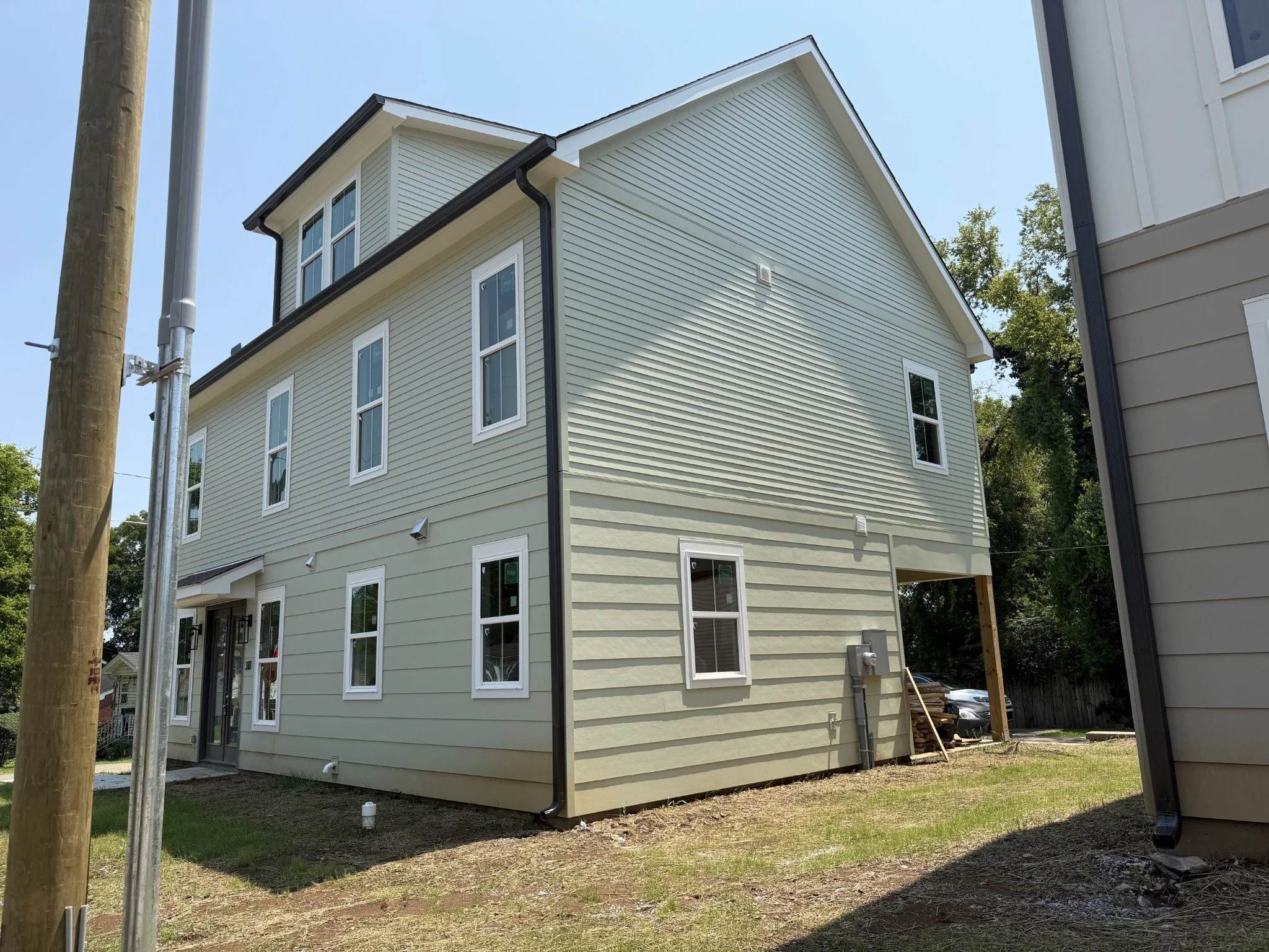 158918648-hr.jpg