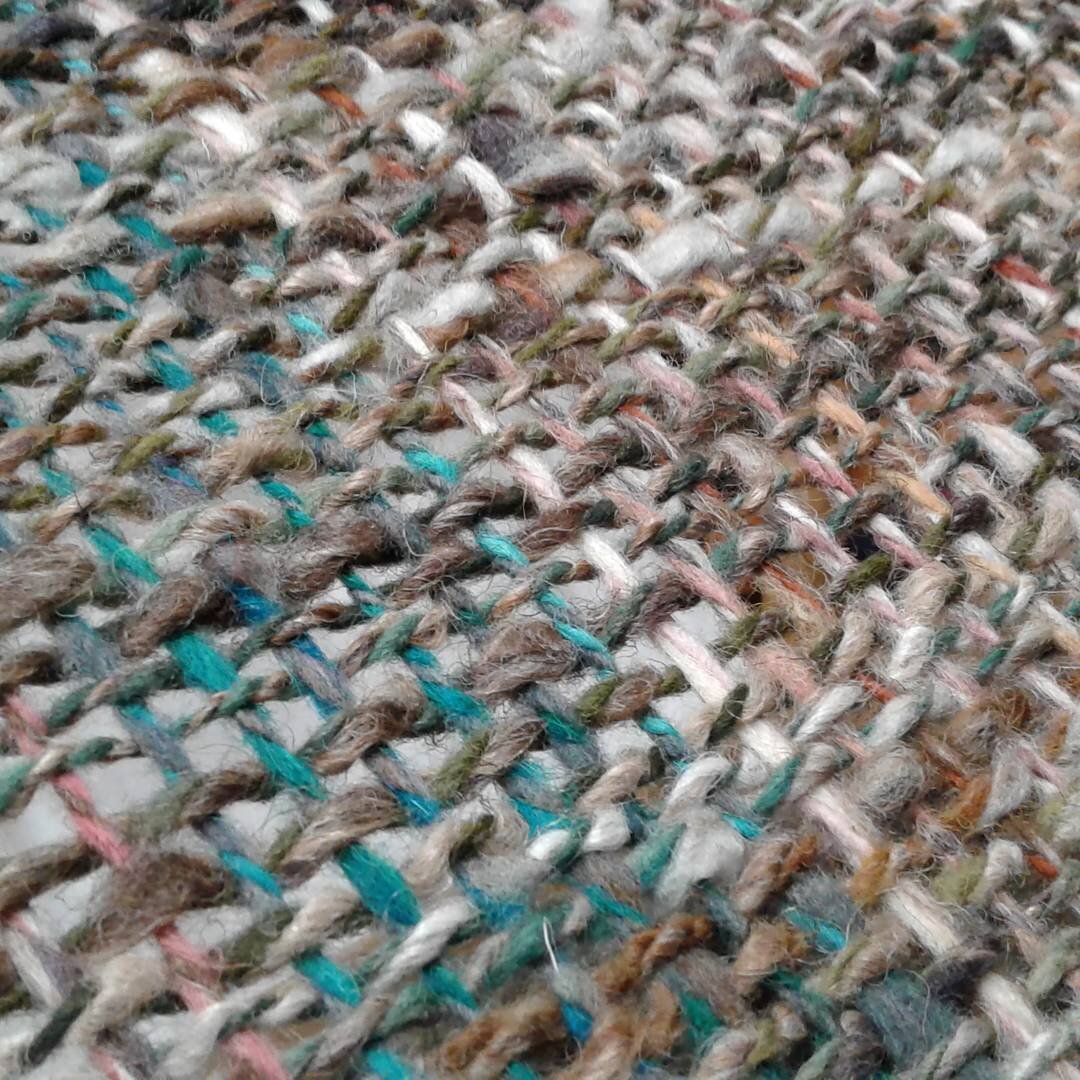 Feels good to be doing a little weaving again. My rustic handspun. #weaversofinstagram