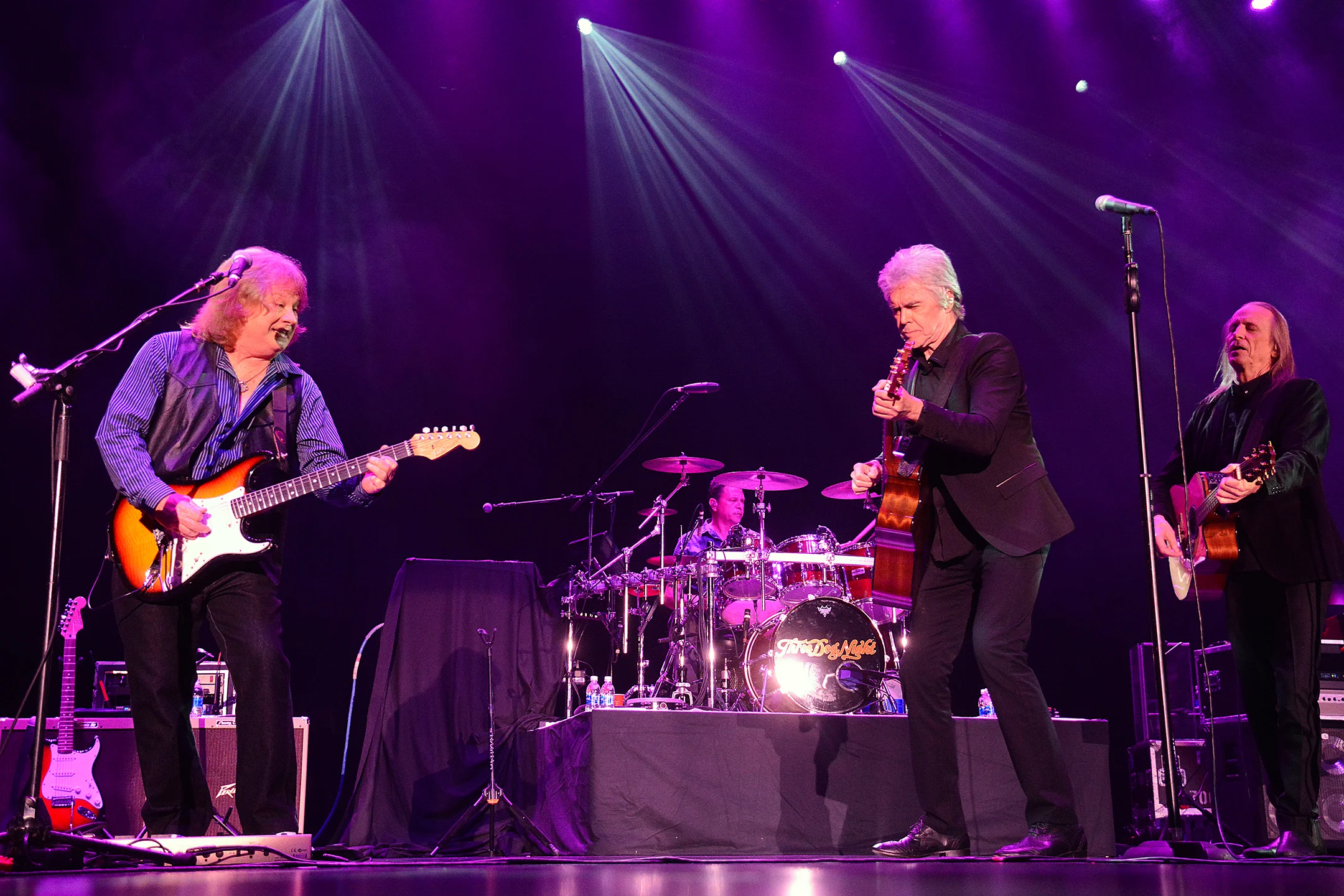 052116_SJS_1896_ThreeDogNight copy.jpg