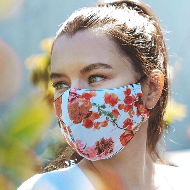 MINDFUL MASKS!  Thanks to the incredible team at @onzie for jumping on it and putting together Mindful Masks, made with heart and soul in LA from up-cycled fabrics used in their yoga clothing.  They have already donated 3,000+ masks (and counting!) t