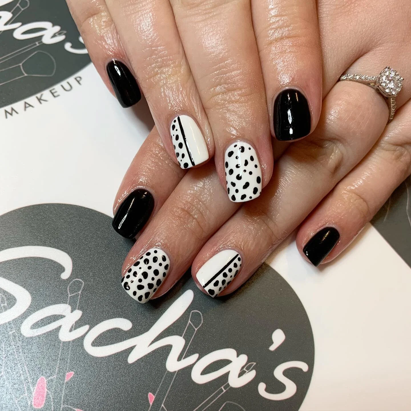 Cruella vibes for Caitlin! 🐾

Good old &lsquo;Bride&rsquo; &amp; &lsquo;Swag&rsquo; from @artisticnaildesign 🖤🤍

#sachas #sachasglasgow #glasgow #glasgownails #artisticcolourgloss #artisticnaildesign #louellabelle