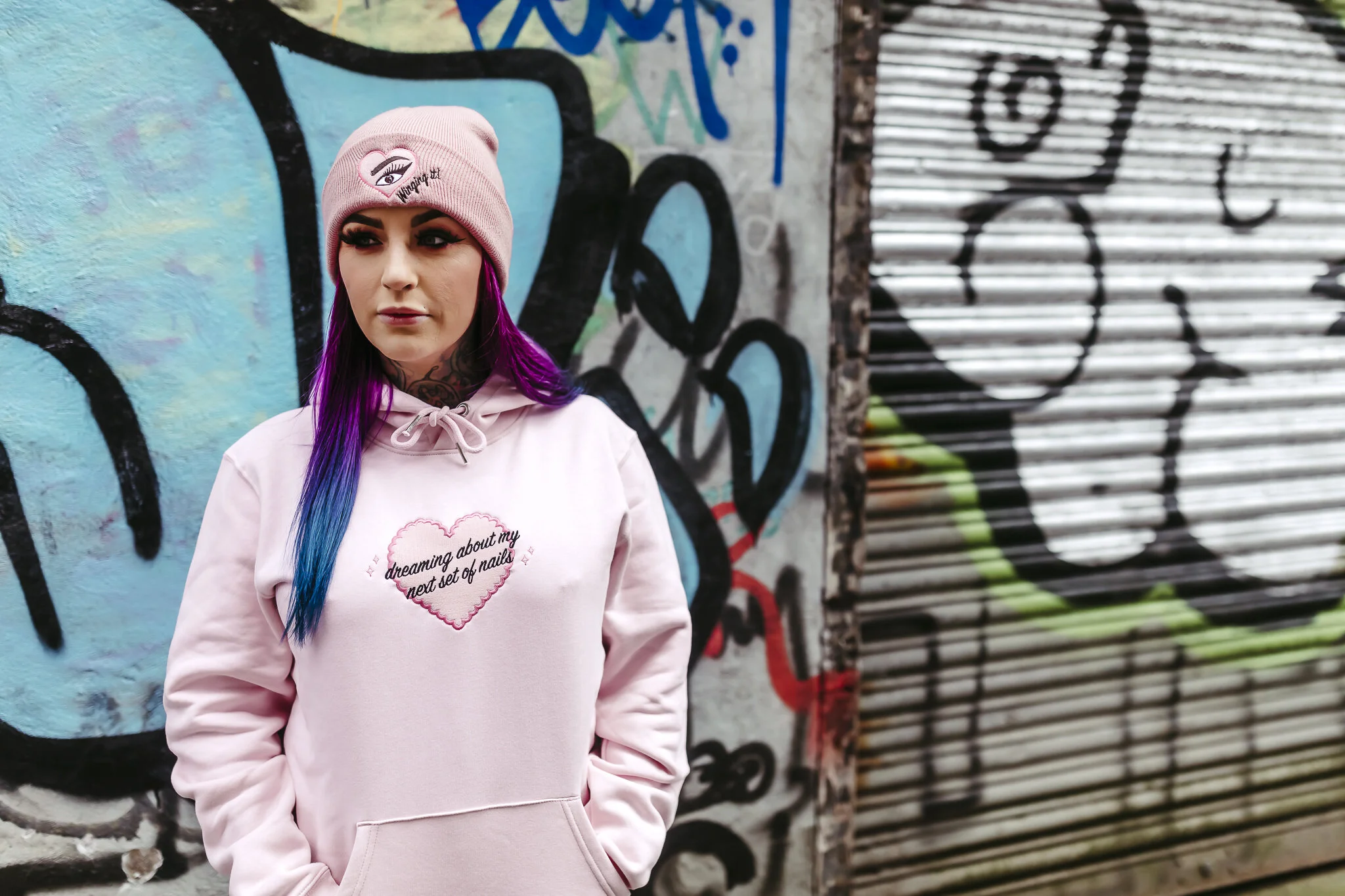 7EFCC8A4-0DE6-4B26-8D24-4A62C60AAB52