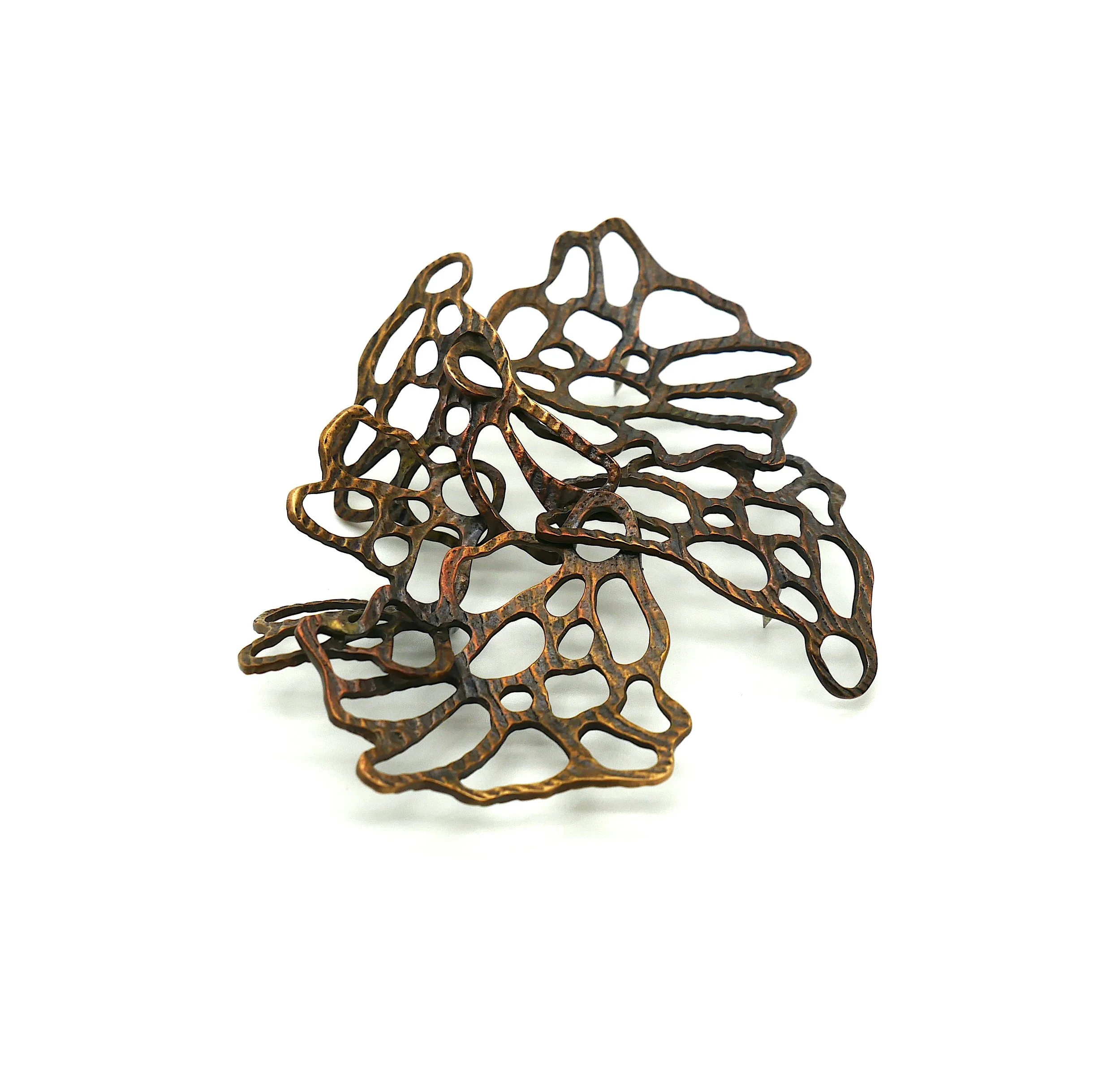 Ariellebrackett_ChartreuseCoral_2021_Bronze_8cmX7.5cmX2cm copy.JPG