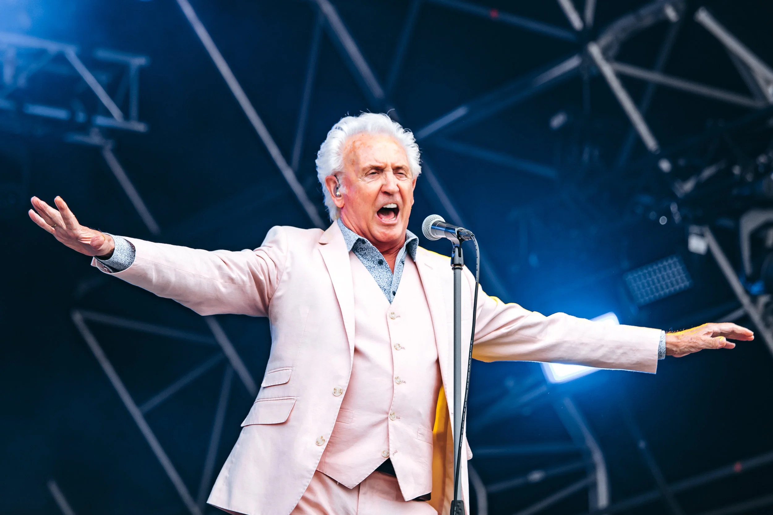 20190726_CarFest_North_Friday_LUCY_LITTLETON-299_Tony_Christie.jpg
