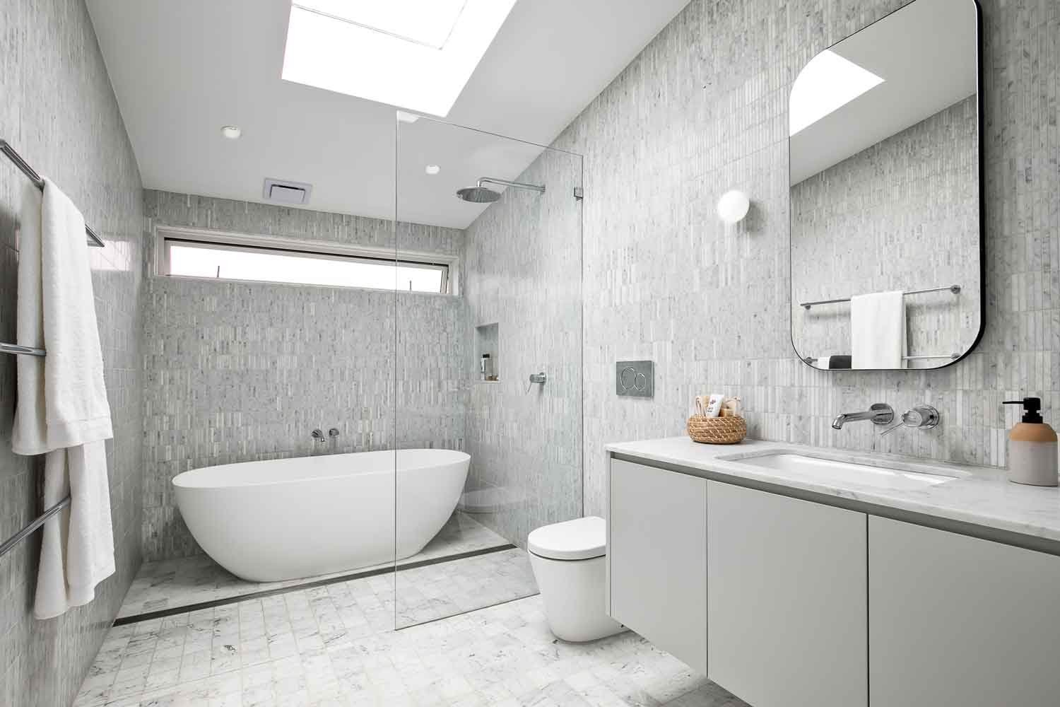 8.-Bathroom_hi.jpg