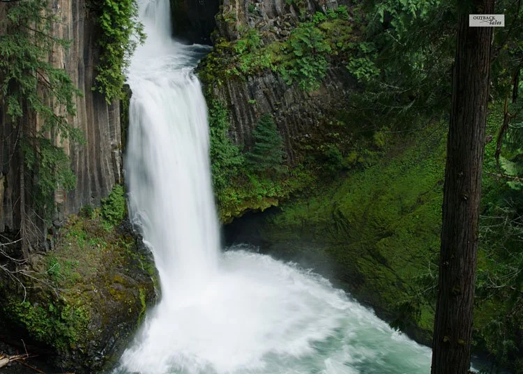toketee-falls.jpg