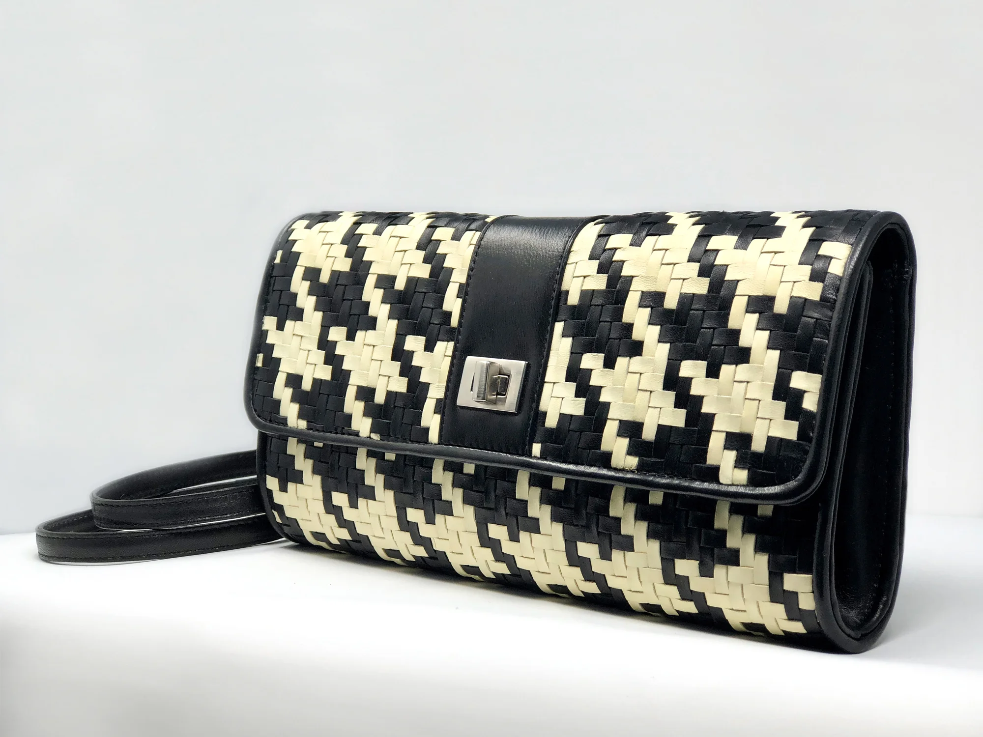 Houndstooth_Front_BlackandWhite_Woven_B.jpg