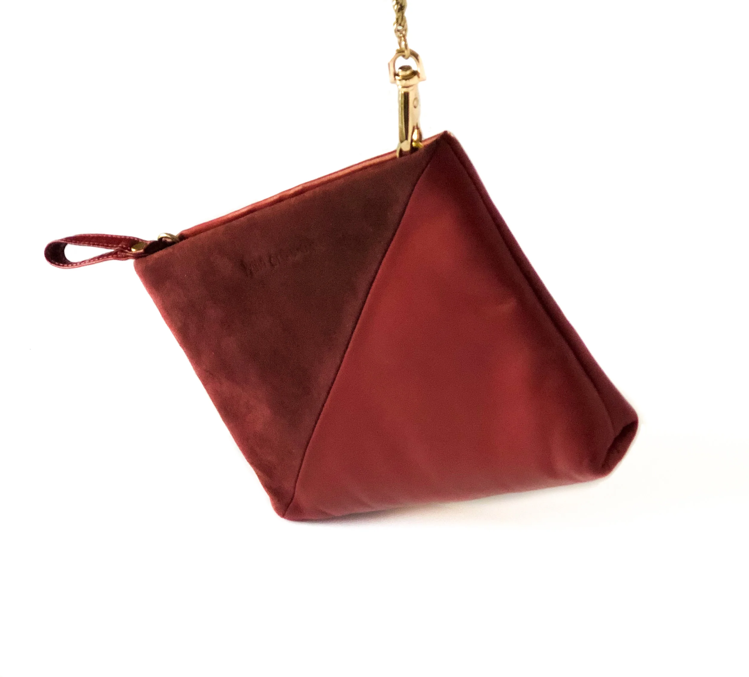 Pouchette_Lambskin_Lambsuede_Chain_Angled LR 1.jpg