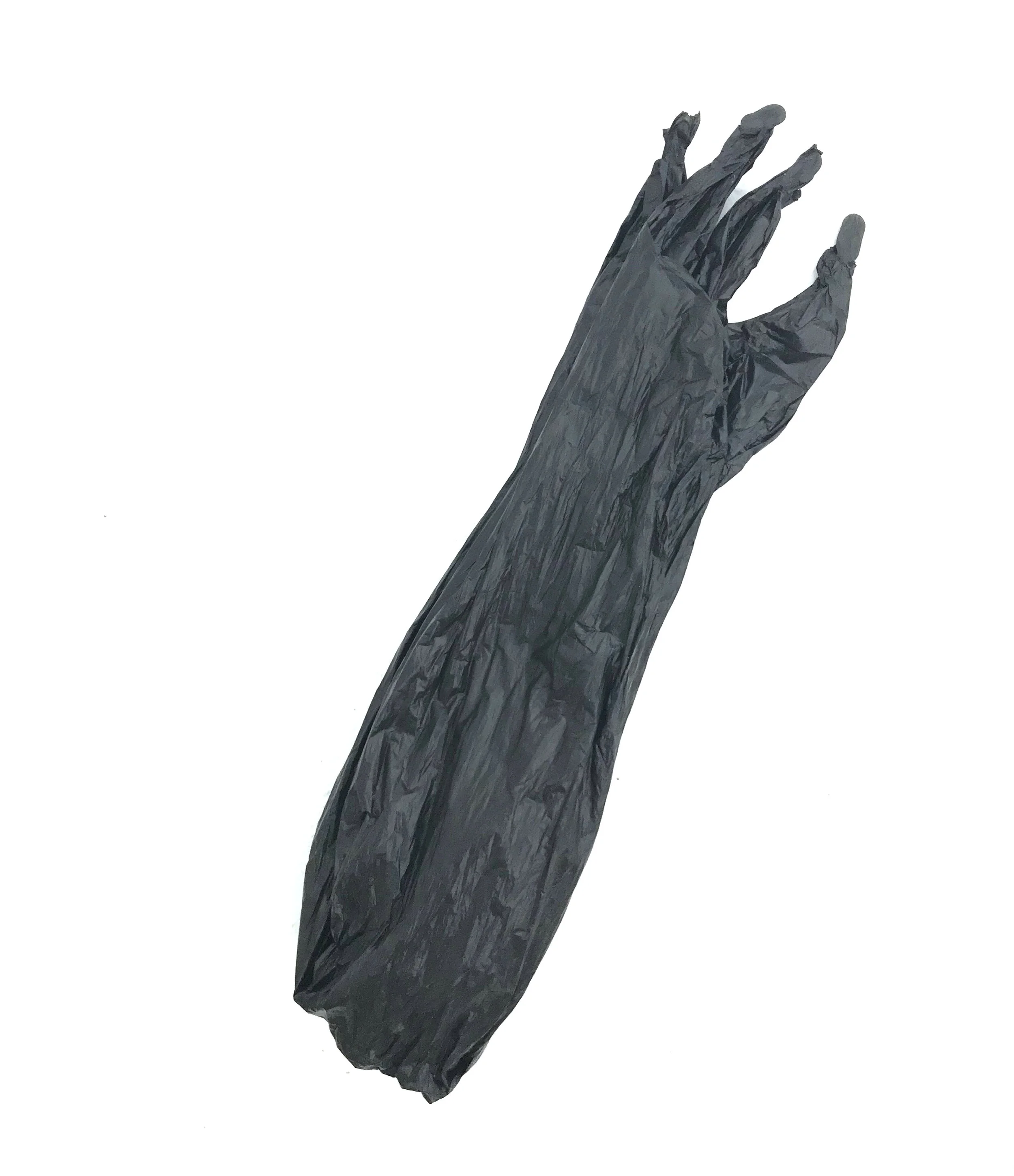 Daniel Klaas Beckwith spooky trash, 2017 plastic, paper (6 objects) various dimensions DKB8