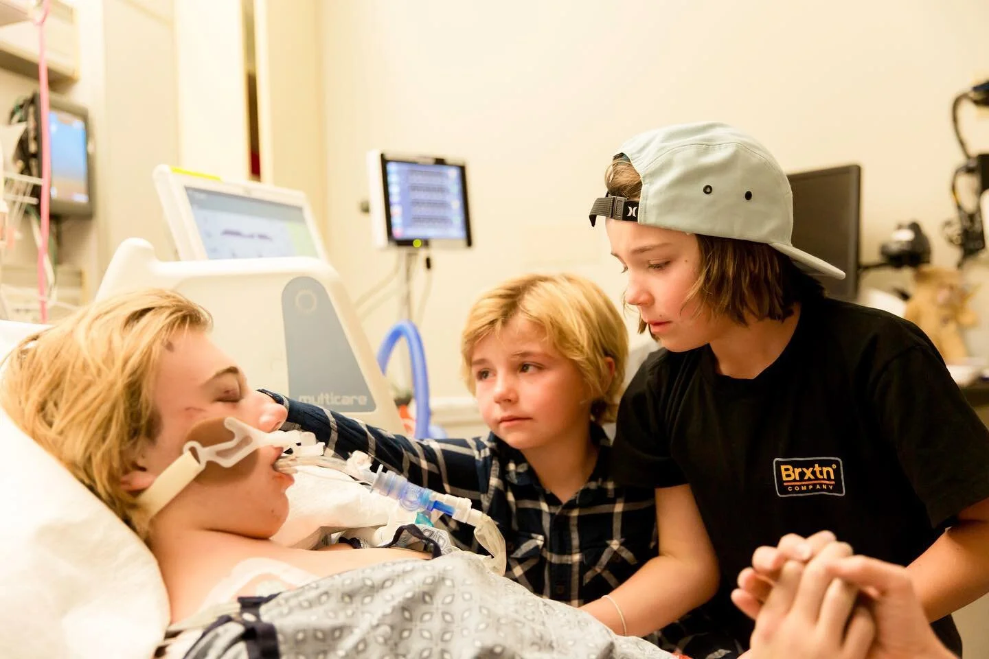 Luke in hospital bed on ventilator as siblings say their goodbyes