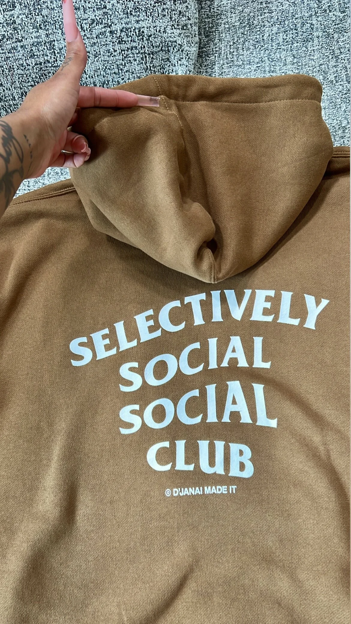 DF1EFE1F-CD1B-4B83-AD58-FDB504016078