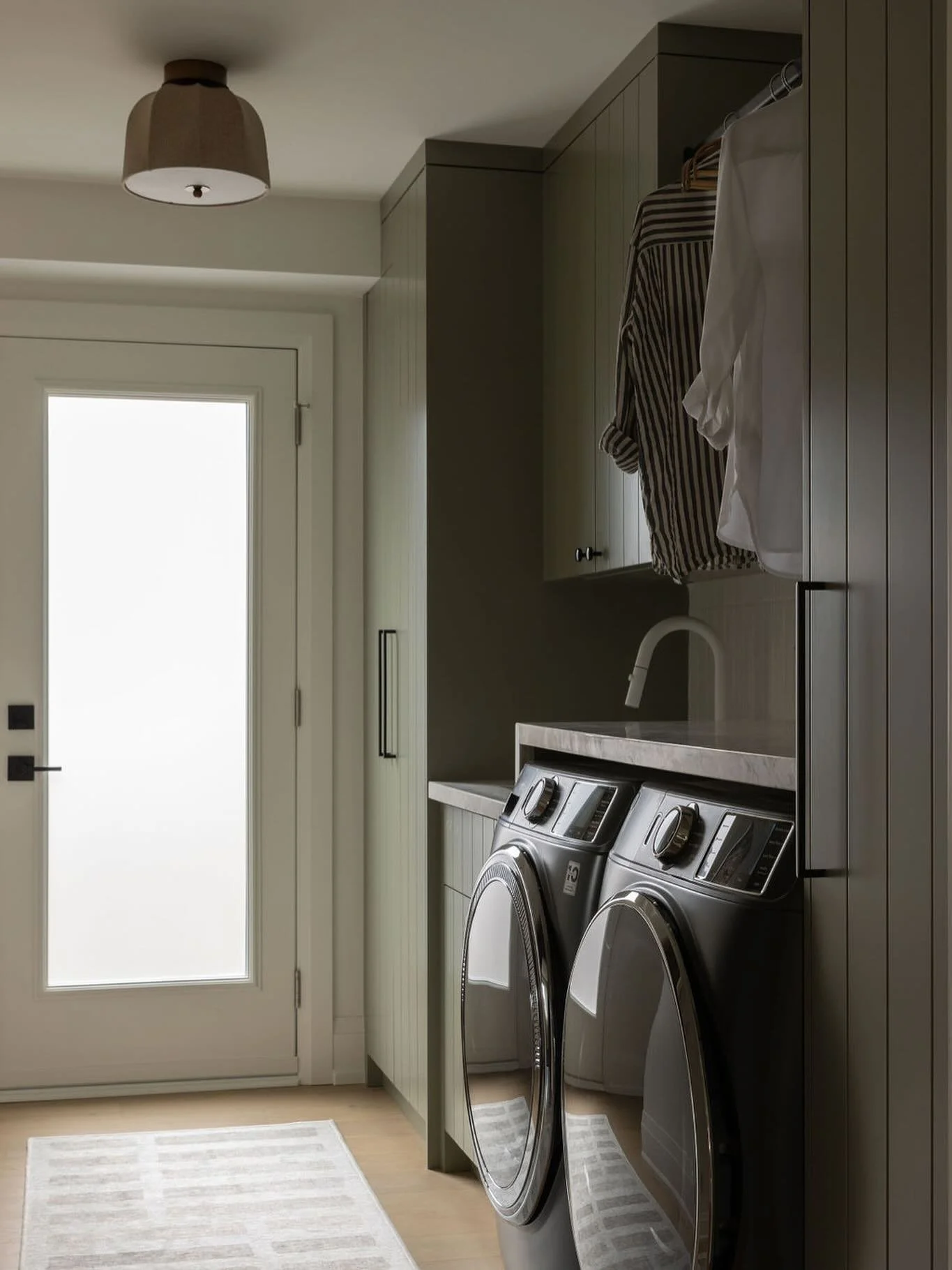 Mudrooms often hold the rhythm of daily life - little ones running in from outside, laughter drifting through the corridor, and the familiar scent of fresh laundry. The makings of a weekend well spent.

#ProjectJenner
Build | @lucon.inc 
Photography 